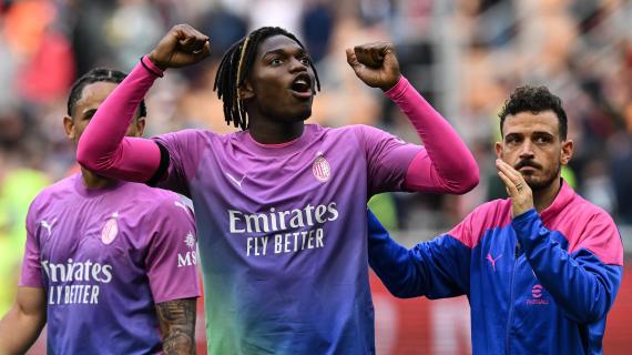 Serie A, la classifica dopo gli anticipi: il Milan aggancia l'Inter, crolla la Juventus