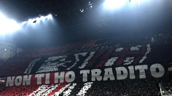 TOP NEWS ore 17 - Milan, Elliott contro Blue Sky. Dalla Spagna: il Barcellona punta Kvara 5 TOP NEWS ore 17 - Milan, Elliott contro Blue Sky. Dalla Spagna: il Barcellona punta Kvara