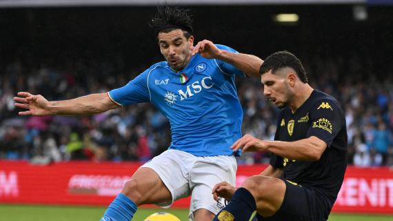Il Napoli versione 4-2-3-1 non funziona: con l'Empoli è 0-0 al 45', il Maradona fischia 20 Il Napoli versione 4-2-3-1 non funziona: con l'Empoli è 0-0 al 45', il Maradona fischia
