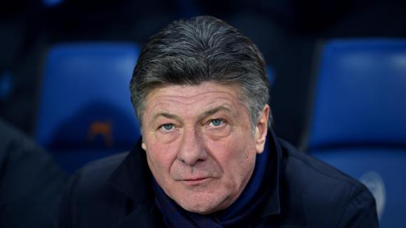Napoli, Mazzarri baciato da Kvara al termine della gara: "Con questi ragazzi è nato un feeling" 10 Napoli, Mazzarri baciato da Kvara a fine partita: "Con questi ragazzi è nato un feeling"