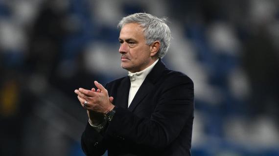 Roma, Mourinho: "Pellegrini sta migliorando. Non lavora male, a differenza di altri"