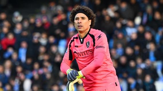 Salernitana, Ochoa: "I tifosi mi fanno sentire a casa, molto felice di essere a Salerno" 19 Salernitana, Ochoa: "I tifosi mi fanno sentire a casa, felicissimo di essere a Salerno"