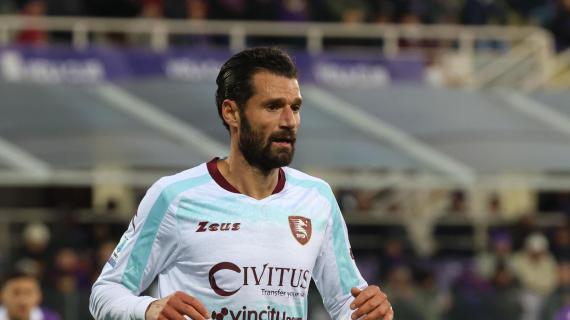 Salernitana, altra beffa in pieno recupero. A breve due nuovi innesti 6 Salernitana, altra beffa in pieno recupero. A breve due nuovi innesti