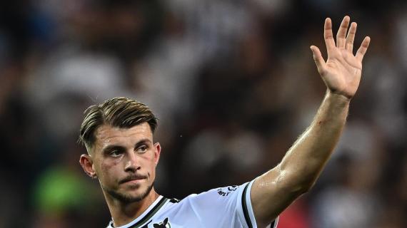 Samardzic fra Napoli e Juve: il serbo è già in contatto con alcuni bianconeri 2 Samardzic al Napoli, stretta finale. Fumata bianca in arrivo, i dettagli dell'operazione