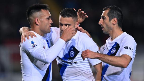 Inter, è sorpasso sul Napoli scudetto. Inzaghi ha due squadre e una sola anima 6 Inter, è sorpasso sul Napoli scudetto. Inzaghi ha due squadre e una sola anima