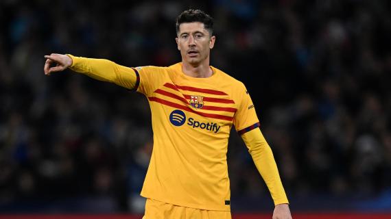 Lewandowski sblocca la partita al Maradona. Gol del Barça al 60', il Napoli insegue
