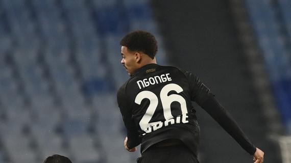 Napoli, subito in campo per il terzo allenamento di Calzona: il punto sulle condizioni di Ngonge