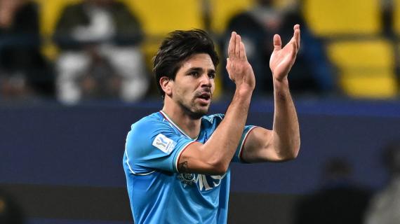 Simeone sul modulo del Napoli: "Più chance col 4-3-3, ma contro chi attacca il 3-5-2 aiuta"