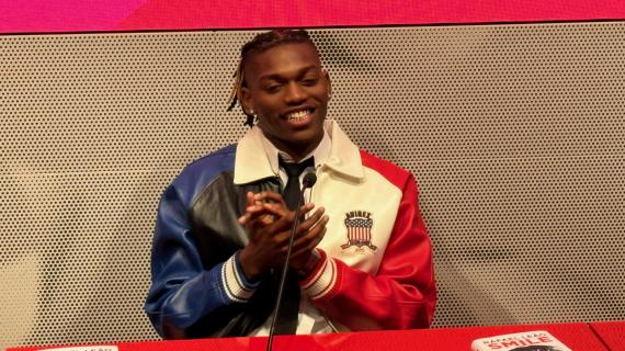 TOP NEWS ore 21 - Napoli a forza 6, crolla il Sassuolo. Leao: "Mi vedo solo al Milan" 14 TOP NEWS ore 21 - Napoli a forza 6, crolla il Sassuolo. Leao: "Mi vedo solo al Milan"