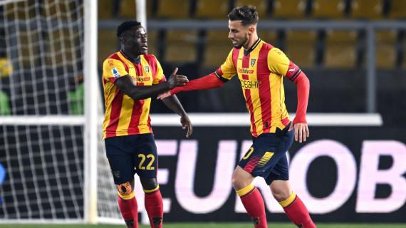 Lecce in campo in vista della Roma: Banda e Venuti hanno svolto un lavoro personalizzato