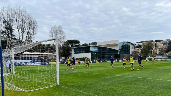 Primo allenamento per l'Italia a Roma: tutti presenti agli ordini di Spalletti. Le immagini 2 Primo allenamento per l'Italia a Roma: tutti presenti agli ordini di Spalletti. Le immagini