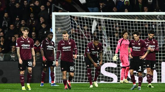 Salernitana in ritiro fino alla gara con il Lecce: il comunicato del club campano