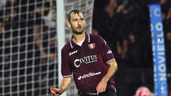 Salernitana, Gyomber: "Chiudiamo con dignità. Spero Calzona rimanga alla Slovacchia" 14 Salernitana, Gyomber: "Chiudiamo con dignità. Spero Calzona rimanga alla Slovacchia"