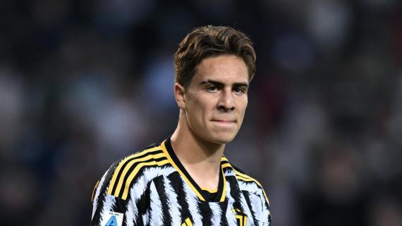 Juventus, affaticamento muscolare per De Sciglio. Yildiz e Alex Sandro in forse 12 Juventus, affaticamento muscolare per De Sciglio. Yildiz e Alex Sandro in dubbio