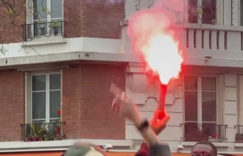 Sarà un Parco dei Principi infuocato: in questo modo i tifosi hanno atteso l'arrivo del PSG 8 Sarà un Parco dei Principi infuocato: così i tifosi hanno atteso l'arrivo del PSG