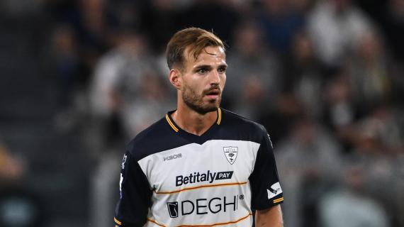 Bologna, occhi su Pongracic del Lecce in caso di addio di Calafiori o Lucumì 5 Bologna, occhi su Pongracic del Lecce in caso di addio di Calafiori o Lucumì