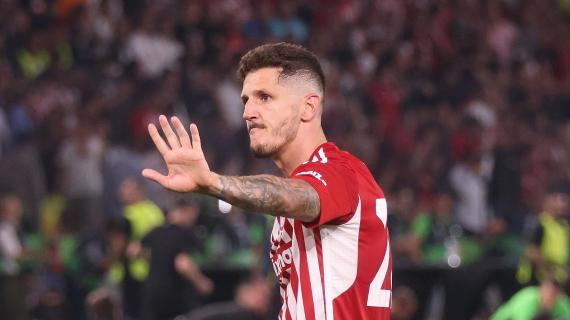 Il Como prepara la mossa Jovetic. E il montenegrino è preparato a lasciare l'Olympiacos 19 Il Como prepara la mossa Jovetic. E il montenegrino è pronto a lasciare l'Olympiacos
