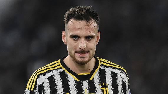 Per Scalvini come minimo una distorsione al ginocchio. Europei a rischio, preallertato Gatti 5 Per Scalvini almeno una distorsione al ginocchio. Europei a rischio, preallertato Gatti