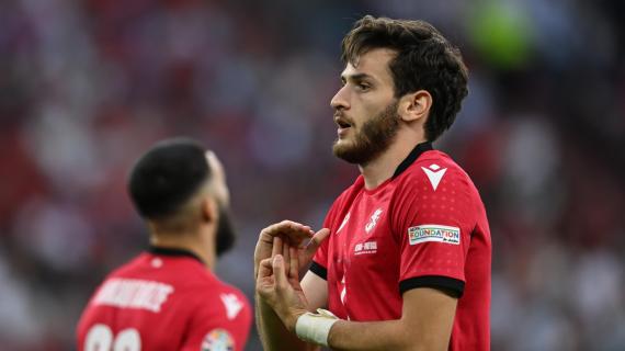 TOP NEWS ore 13 - Kvara risponde a Conte: "Lo rispetto, ma...". Juve, visite per Luiz 6 TOP NEWS ore 13 - Kvara risponde a Conte: "Lo rispetto, ma...". Juve, visite per Luiz