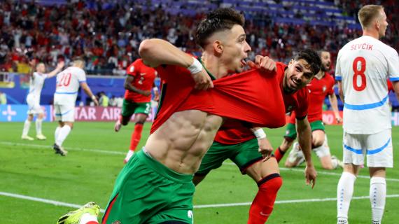 TOP NEWS ore 24 - Portogallo ok in extremis. Accordo Roma-Como per Belotti