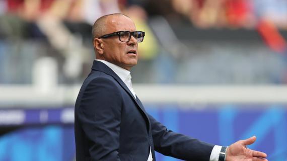 Calzona: "L'Italia dia tempo a Spalletti. Ingiusto buttare tutto all'aria alle prime difficoltà" 4 Calzona: "L'Italia dia tempo a Spalletti. Ingiusto buttare tutto all'aria alle prime difficoltà"