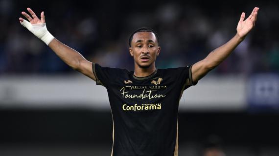 Il Napoli va sotto a Verona a inizio secondo tempo: primo gol in Serie A per Livramento