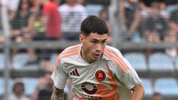 Roma, Soulé: "Dybala un campione eccezionale, non riuscivo ad vvicinarmi perché ero in soggezione" 6 Roma, Soulé: "Dybala un mostro sacro, non riuscivo ad vvicinarmi perché ero in soggezione"