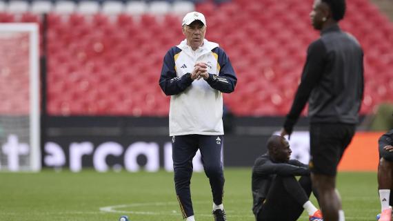 Ancelotti commenta il rendimento di Jimenez al Milan: "Ha molte potenzialità, molto veloce" 13 Ancelotti commenta il rendimento di Jimenez al Milan: "Ha molte potenzialità, molto veloce"