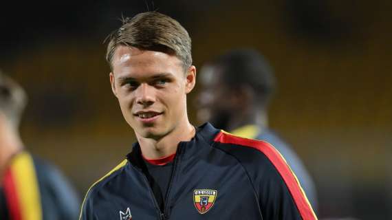 Lecce, in arrivo il rinnovo di Helgason. Il club eserciterà l'opzione in proprio favore