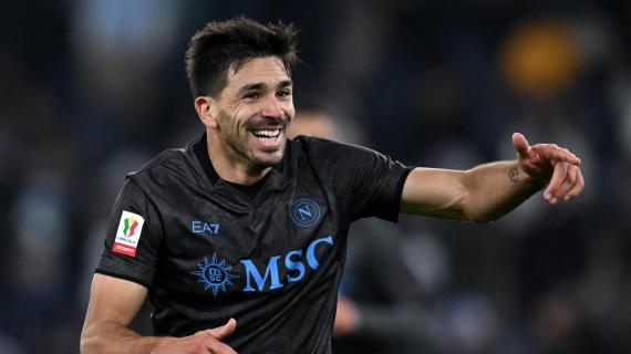 Napoli, la carica di Simeone dopo il successo con l'Udinese: "Questa squadra non si arrende mai" 7 Napoli, la carica di Simeone dopo la vittoria con l'Udinese: "Questa squadra non si arrende mai"