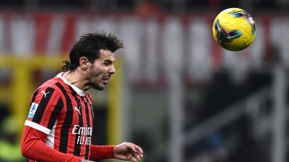 TOP NEWS ore 13 - Lega Serie A, fumata grigia per Simonelli. Milan-Theo, va avanti la contrattazione 3 TOP NEWS ore 13 - Lega Serie A, fumata grigia per Simonelli. Milan-Theo, va avanti la trattativa