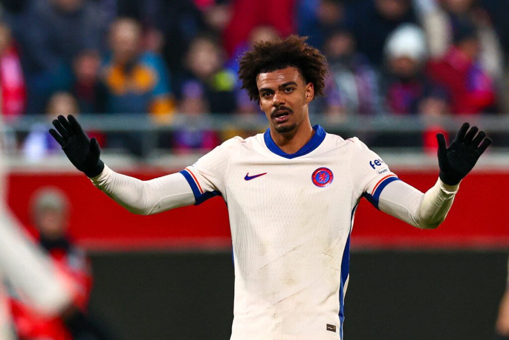 epa11746189 Renato Veiga of Chelsea reacts during the UEFA Europa Conference League match between FC Heidenheim and FC Chelsea in Heidenheim, Germany, 28 November 2024. EPA-EFE/ANNA SZILAGYI