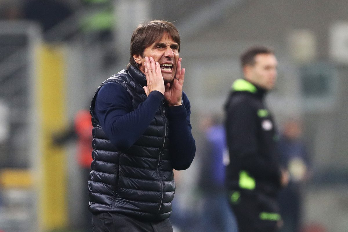 MILAN, ITALY - NOVEMBER 10: Antonio Conte, Head Coach of Napoli, reacts during the Serie A match between FC Internazionale and Napoli at Stadio Giuseppe Meazza on November 10, 2024 in Milan, Italy. (Photo by Marco Luzzani/Getty Images)