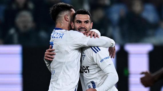 L'agente di Da Cunha: "Ha appena rinnovato col Como. Certo, arrivasse il Napoli..." 7 L'agente di Da Cunha: "Ha appena rinnovato col Como. Certo, arrivasse il Napoli..."