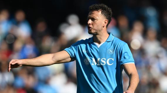 Kosovo, la rivelazione di Rrahmani: "Ho avuto pressioni dal Napoli per non giocare" 23 Napoli, Rrahmani in nazionale ma ieri non si ĆØ allenato: in dubbio per la sfida con l'Islanda