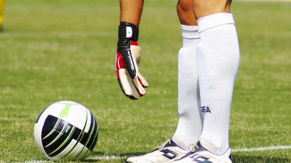 Napoli a caccia di un nuovo estremo difensore. Nel mirino c'è il rumeno Tarnovanu del FCSB 74 Napoli a caccia di un nuovo portiere. Nel mirino c'è il rumeno Tarnovanu del FCSB