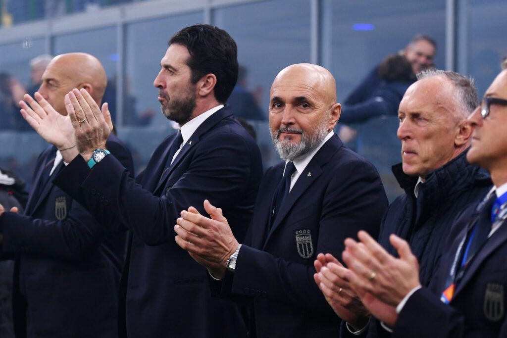 MILAN, ITALY - MARCH 20: Luciano Spalletti, Head Coach of Italy, applauds prior to the UEFA Nations League quarterfinal leg one match between Italy and Germany at Stadio San Siro on March 20, 2025 in Milan, Italy. (Photo by Alessandro Sabattini/Getty Images)