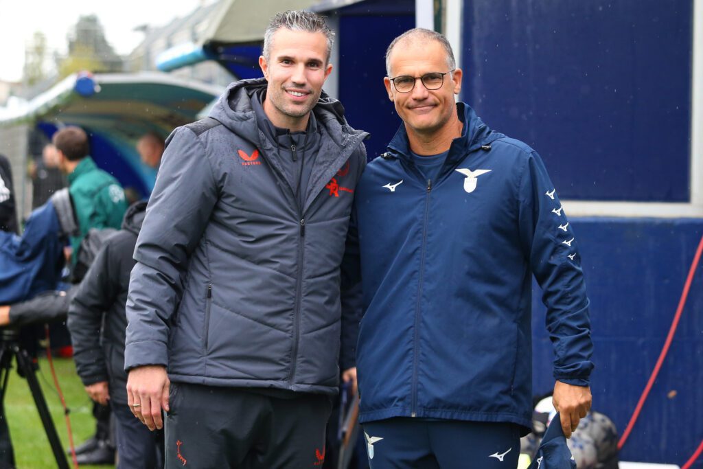 Van Persie would take ‘a couple’ of players away from Inter 27 Van Persie to become new Feyenoord coach ahead of Inter