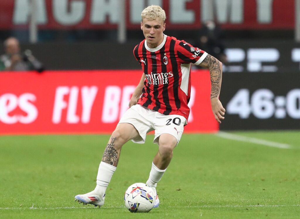 Alex Jimenez will help Milan Futuro in relegation scrap despite Serie A ban 9 Alex Jimenez of AC Milan in action during the Trofeo Berlusconi match between AC Milan and AC Monza on August 13, 2024 in Milan, Italy. (Photo by Marco Luzzani/Getty Images)