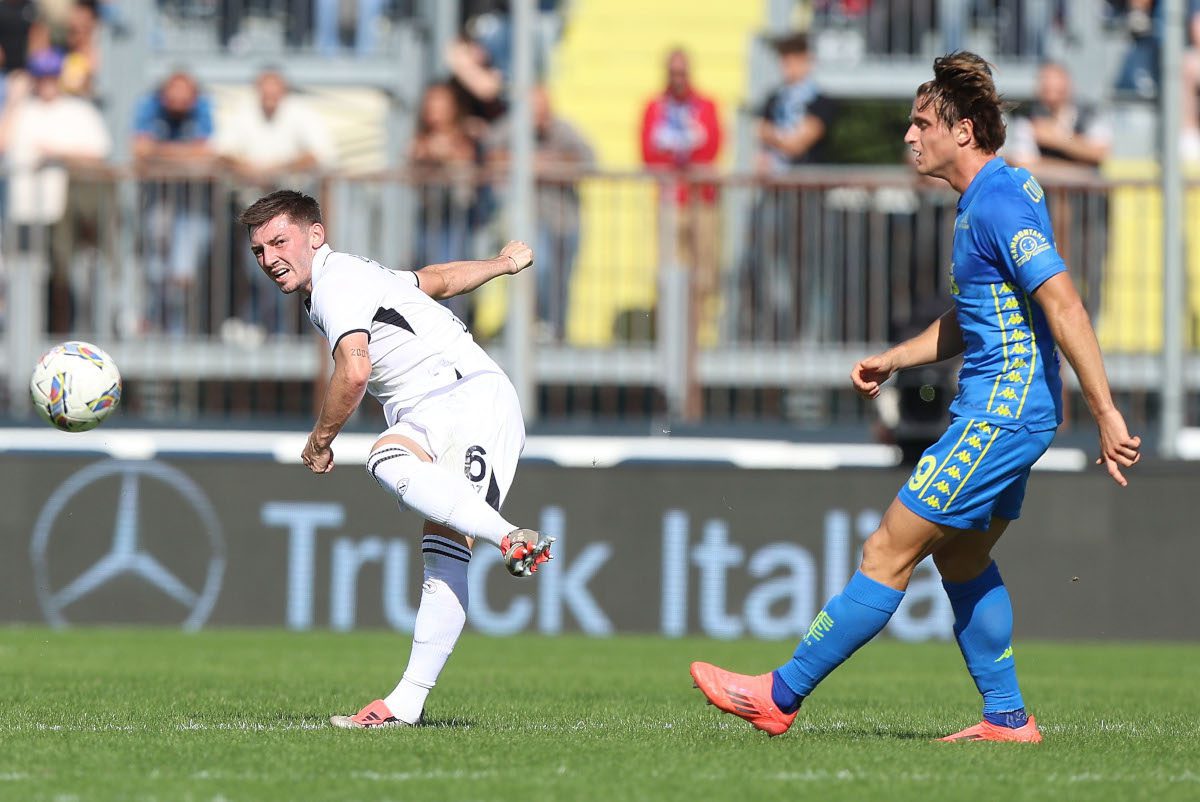 Gilmour on Napoli’s ‘turning point’, speaking to Ferguson and ‘cultural shock’ 5 EMPOLI, ITALY - OCTOBER 20: Billy Gilmour of SSC Napoli in action during the Serie A match between Empoli and Napoli at Stadio Carlo Castellani on October 20, 2024 in Empoli, Italy. (Photo by Gabriele Maltinti/Getty Images)