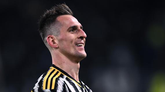 Sorpresa Milik: firma il rinnovo di contratto con la Juventus fino al 2027. Ingaggio spalmato