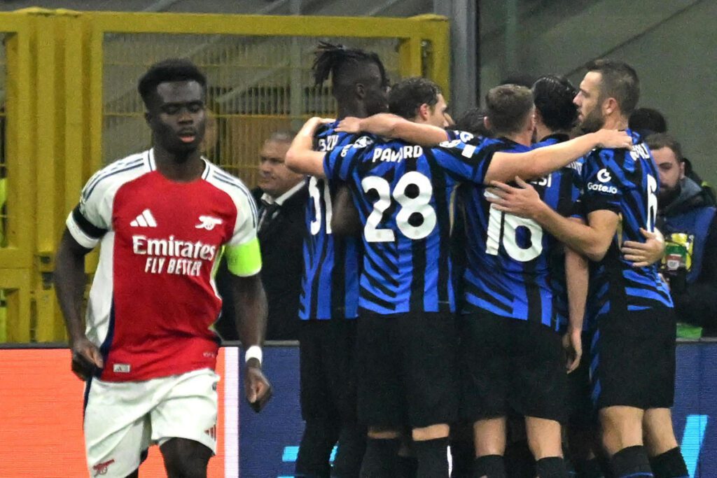 Arsenal or PSG | Who would Inter rather face in the Champions final? 19 epa11706125 Inter Milan’s players celebrate the 1-0 goal during the UEFA Champions League soccer match between Inter and Arsenal FC at Giuseppe Meazza stadium in Milan, Italy, 06 November 2024. EPA-EFE/NICOLA MARFISI