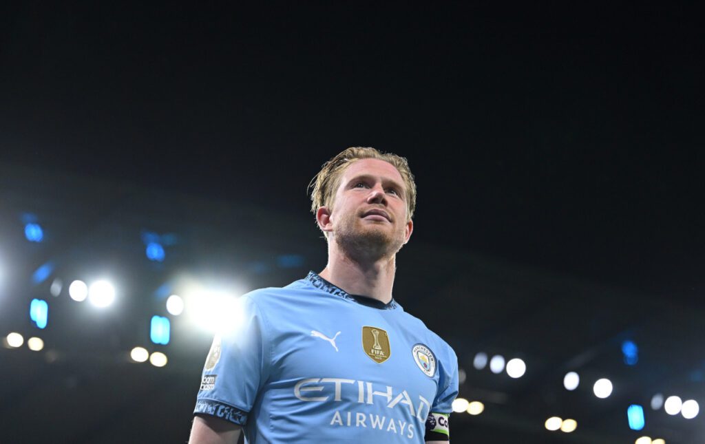 MANCHESTER, ENGLAND - MAY 20: Kevin De Bruyne of Manchester City looks on after the Premier League match between Manchester City FC and AFC Bournemouth at Etihad Stadium on May 20, 2025 in Manchester, England, This match is to be Kevin De Bruyne’s last home match for Manchester City before he departs in the summer when his contract expires. De Bruyne, will receive a guard of honour from team-mates and staff after a successful 10-year career at the club seeing him win 6 leagues titles and the Champions League. (Photo by Stu Forster/Getty Images)