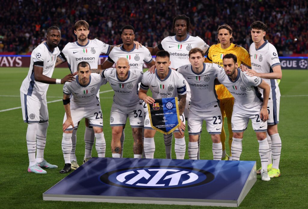 Who could take a penalty if Inter-Barcelona semi-final goes to a shoot-out 32 BARCELONA, SPAIN - APRIL 30: Players of FC Internazionale pose for a team photograph prior to the UEFA Champions League 2024/25 Semi Final First Leg match between FC Barcelona and FC Internazionale Milano at Estadi Olimpic Lluis Companys on April 30, 2025 in Barcelona, Spain. (Photo by Carl Recine/Getty Images)