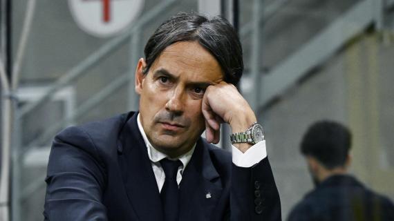 Napoli e Inter divise da un un punto. Conte e Inzaghi si giocheranno lo scudetto... dalla tribuna