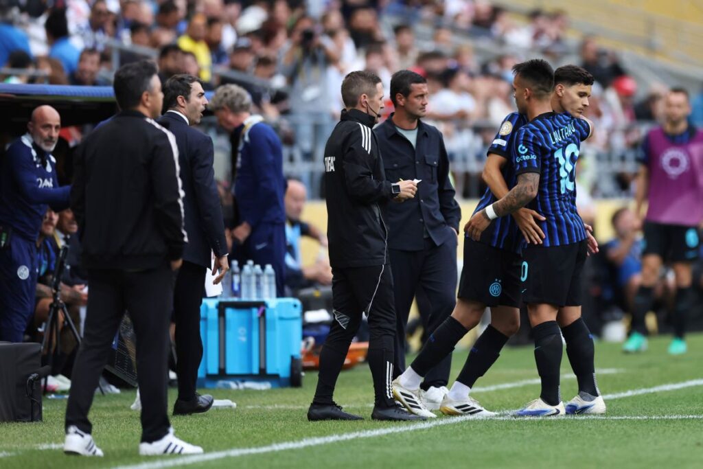 Club World Cup: Inter vs Fluminense – probable line-ups and where to watch on TV 1 SEATTLE, WASHINGTON - JUNE 25: Lautaro Martinez #10 of FC Internazionale Milano is substituted for Valentin Carboni #45 during the FIFA Club World Cup 2025 group E match between FC Internazionale Milano and CA River Plate at Lumen Field on June 25, 2025 in Seattle, Washington. (Photo by Buda Mendes/Getty Images)