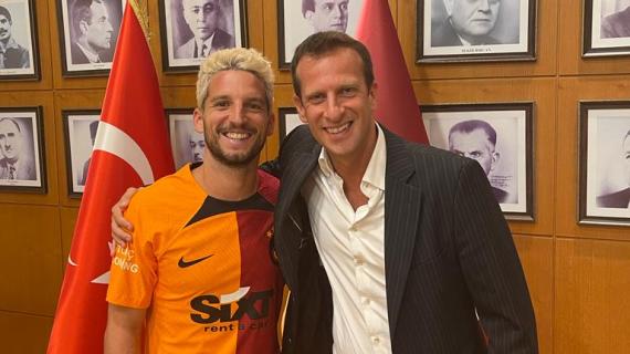 Mertens: "Napoli, con Conte puoi aprire un ciclo. De Bruyne? Non posso dire nulla..." 26 Mertens: "Napoli, con Conte puoi aprire un ciclo. De Bruyne? Non posso dire niente..."