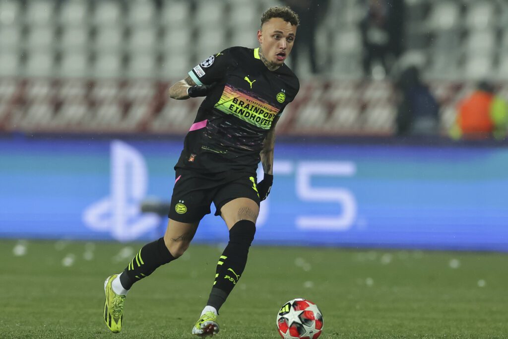BELGRADE, SERBIA - JANUARY 21: Noa Lang of PSV Eindhoven in action during the UEFA Champions League 2024/25 League Phase MD7 match between FK Crvena Zvezda and PSV Eindhoven at Stadium Rajko Mitic on January 21, 2025 in Belgrade, Serbia. (Photo by Srdjan Stevanovic/Getty Images) (Napoli links)