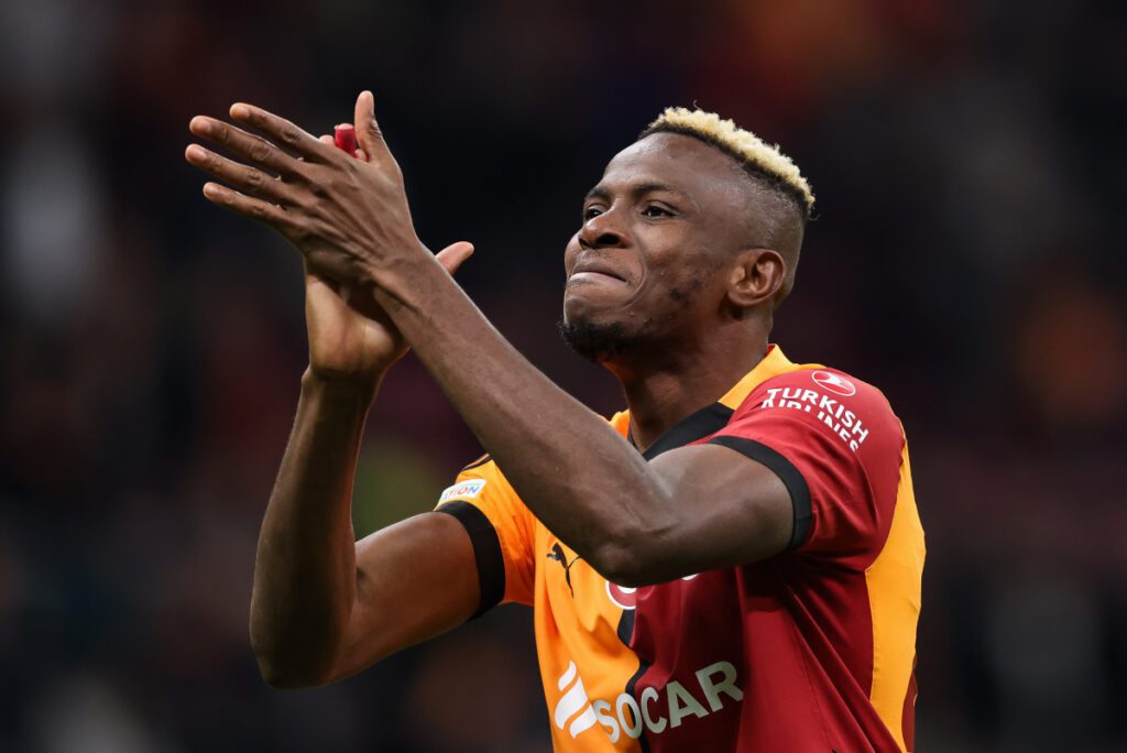 ISTANBUL, TURKEY - NOVEMBER 7: Victor Osimhen of Galatasaray celebrates victory during the UEFA Europa League 2024/25 League Phase MD4 match between Galatasaray A.S. and Tottenham Hotspur at Rams Park on November 7, 2024 in Istanbul, Turkey. (Photo by Ahmad Mora/Getty Images)
