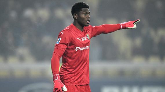 Tentativo Napoli per Suzuki. No del Parma e il calciatore punta alla permanenza 8 Tentativo Napoli per Suzuki. No del Parma e il giocatore punta alla permanenza